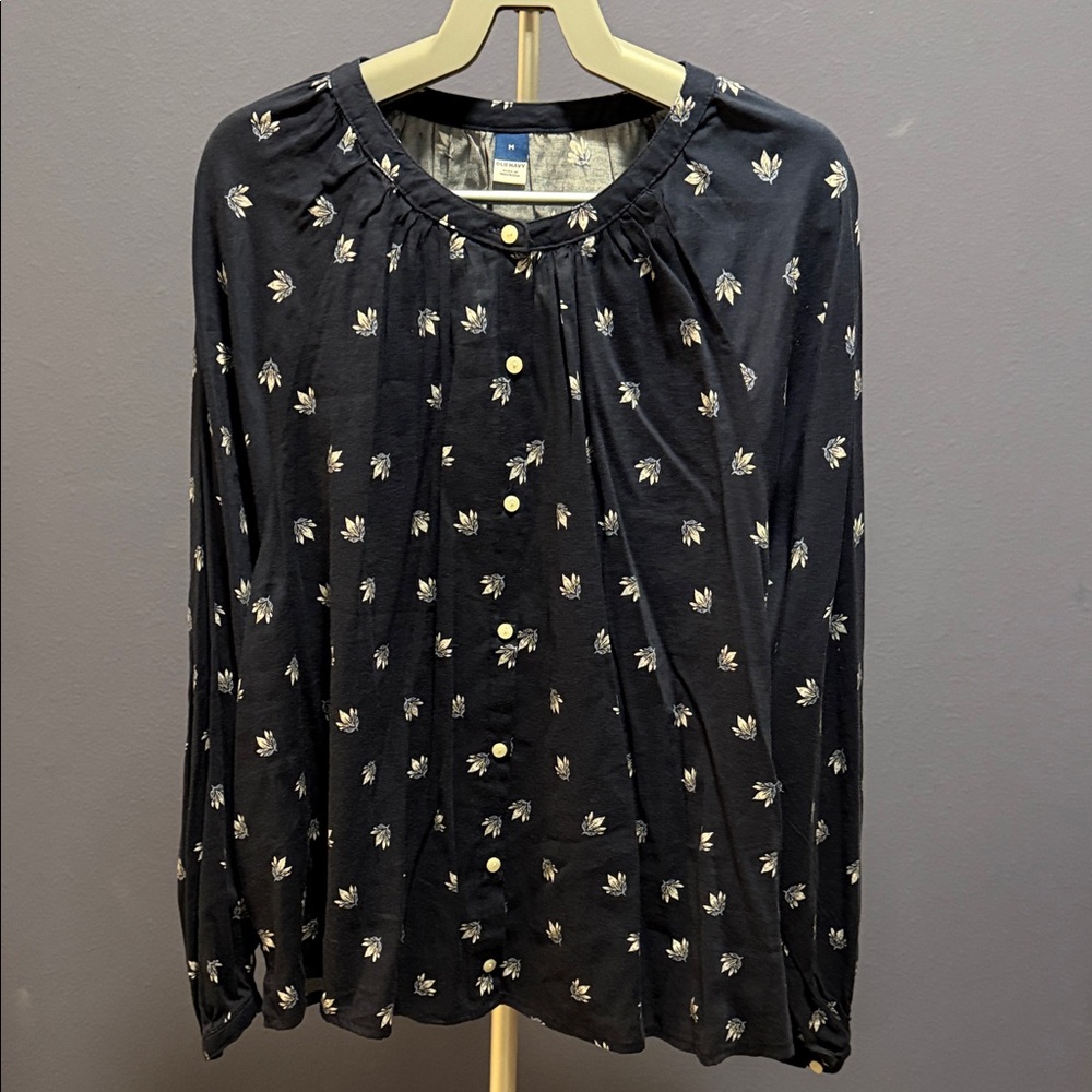 Old Navy Black and White Patterned Blouse